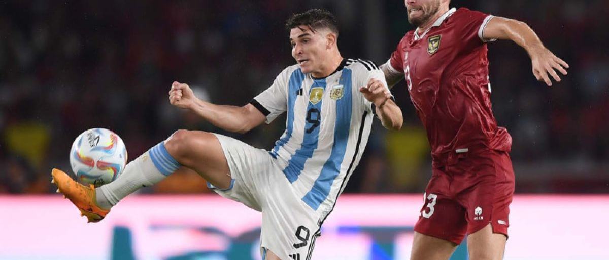 Alvarez kagumi Lionel Messi