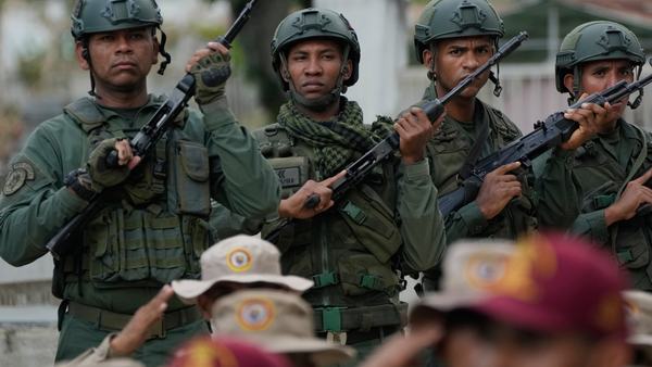 analysis-why-venezuelas-military-holds-the-key-to-countrys-future-scrape-1768032213.jpg