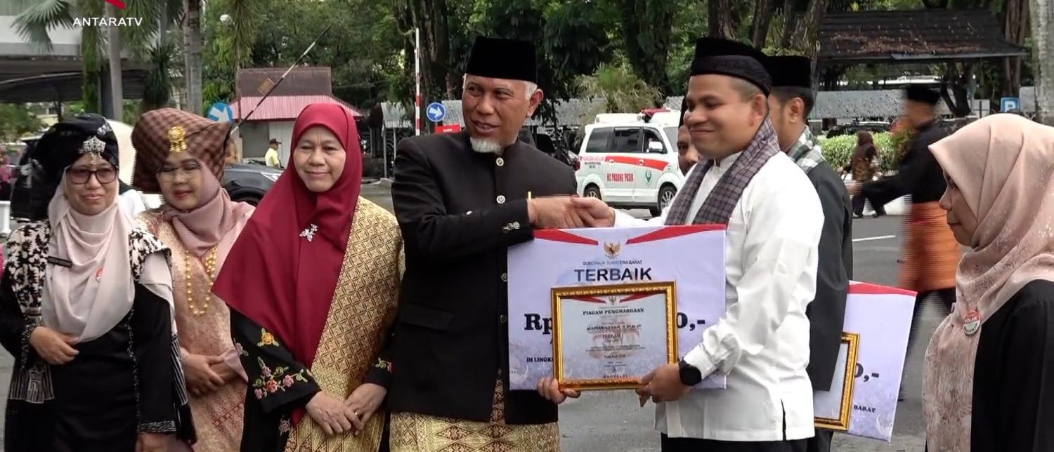 BKKBN dan Pemprov Sumbar beri pembekalan KB pada remaja