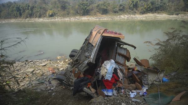 bus-crash-in-nepal-kills-19-1771862852.jpg