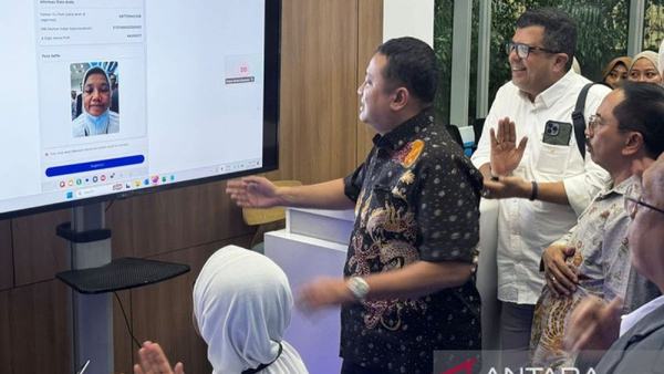 Cara registrasi SIM XLSmart untuk WNA usai kebijakan biometrik berlaku