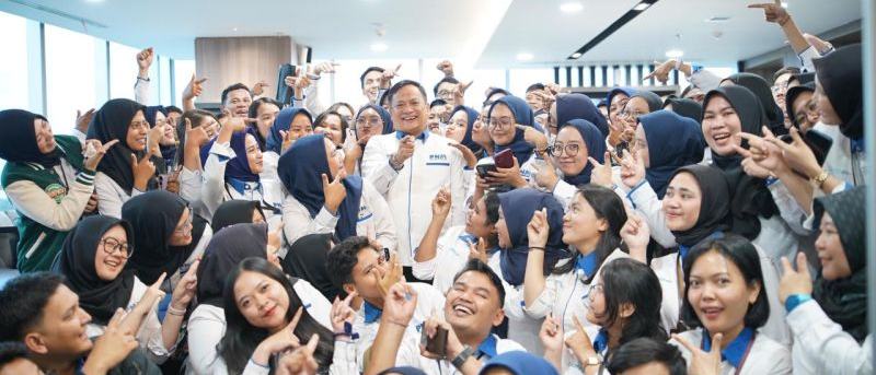 di-balik-layanan-pnm-ada-kisah-insan-yang-tumbuh-bersama-nasabah-1768321689.jpg