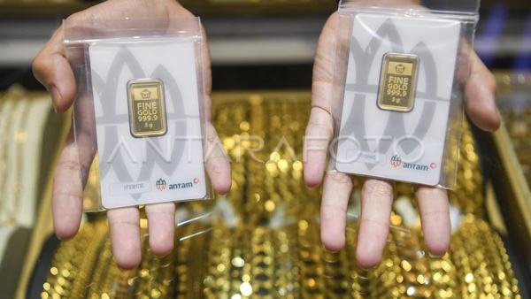 Harga emas Antam masih stagnan di Rp2,65 juta pada Jumat