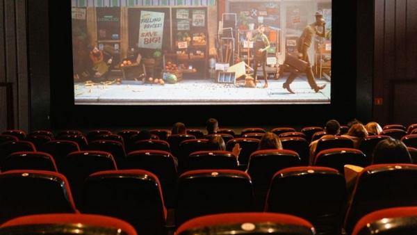 Kemarin, peluang investasi bioskop hingga risiko gangguan ginjal
