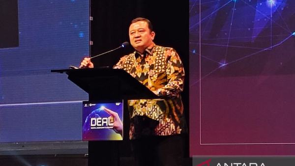 Kemkomdigi sebut peraturan AI nasional untuk mendorong produktivitas