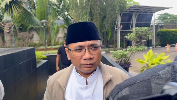 KPK tangguhkan sementara penahanan eks Menag Yaqut karna sakit