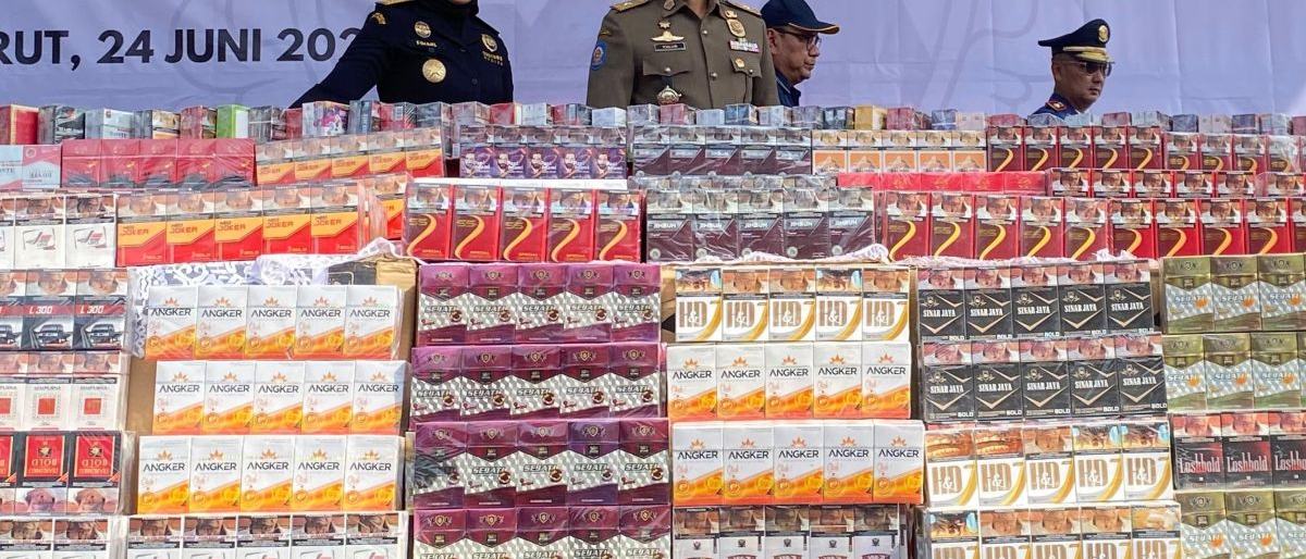 Legislator Jabar sebut pengedar rokok ilegal harus dibuat efek jera