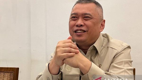 Menhub pisahkan angkutan logistik atasi macet di Ketapang-Gilimanuk