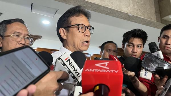 Menkes: Usulan soal AI jangan sampai alihkan fokus memperbanyak dokter