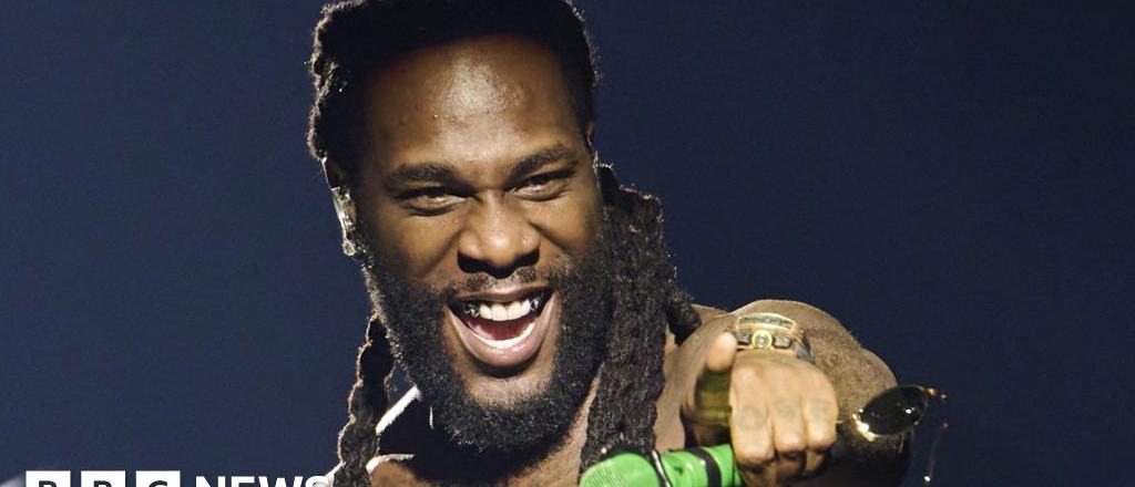 nigerian-stars-dominate-all-africa-music-awards-1768263735.jpg