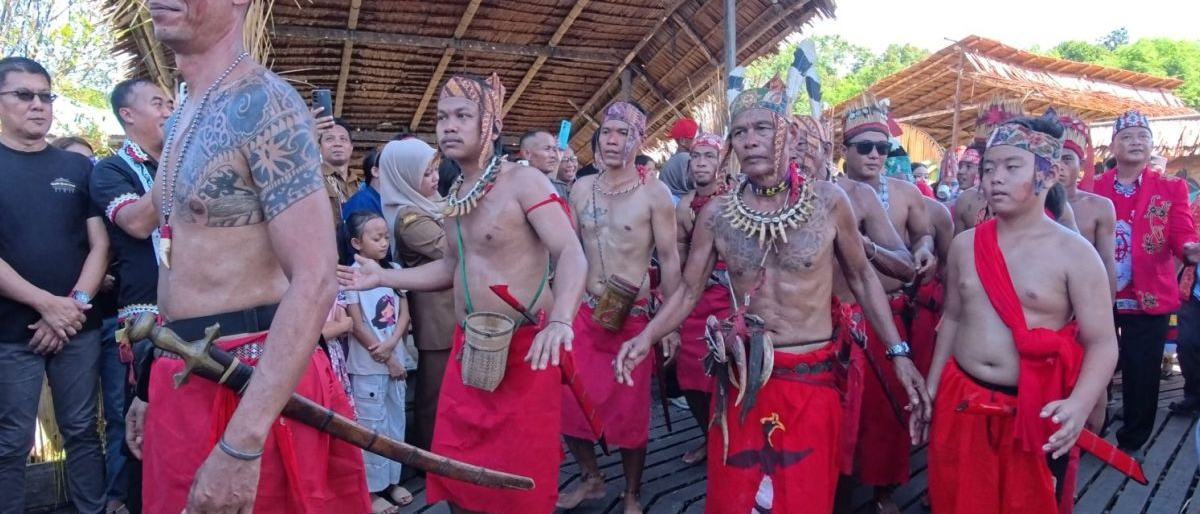 Nyobeng: Ritual sakral yang menjaga nafas leluhur Dayak Bidayuh