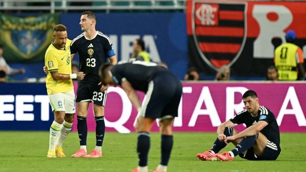 Pelatih kecewa Skotlandia beri "hadiah" gol kepada Brasil