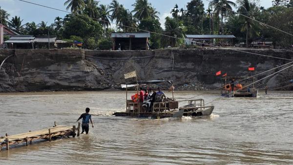 Pemkab pastikan jembatan terdampak banjir di Bireuen dibangun kembali