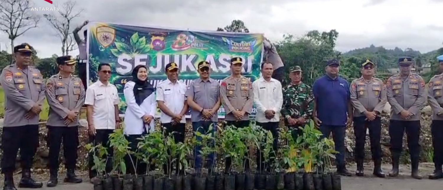 Peringatan HUT Bhayangkara, Polres Agam tanam ratusan bibit pohon