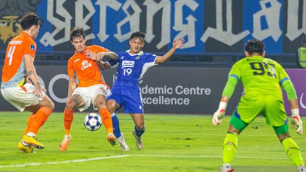 Persib Bandung lepas Alfeandra Dewangga ke Arema FC