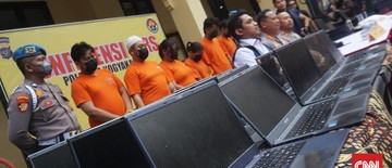 polisi-gandeng-interpol-buru-wn-china-otak-love-scamming-omzet-rp30-m-1767832303.jpg