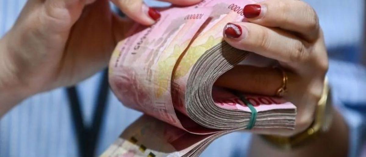 Rupiah melemah seiring ekspektasi kenaikan suku bunga Fed