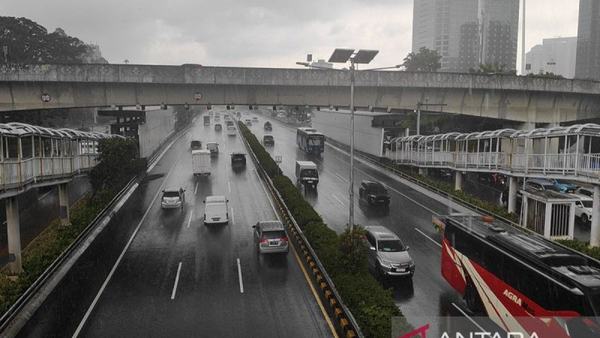 Sebagian Jakarta diperkirakan hujan pada Kamis pagi hingga malam