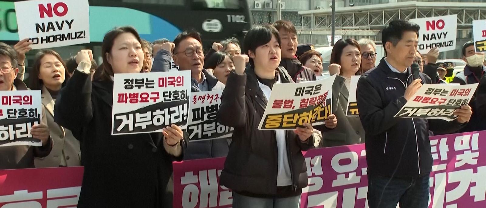 south-korean-protesters-criticise-trump-over-hormuz-security-demand-1773690475.jpg