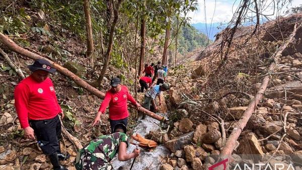 Tangani dampak gempa, BNPB perbaiki infrastruktur darurat di Sigi