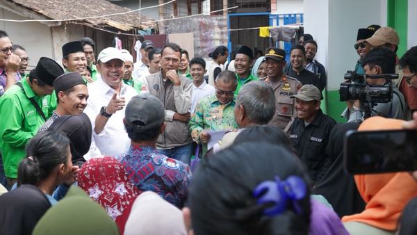 Wakil Ketua DPR Cucun santuni 1.448 anak yatim di dapil Jabar II