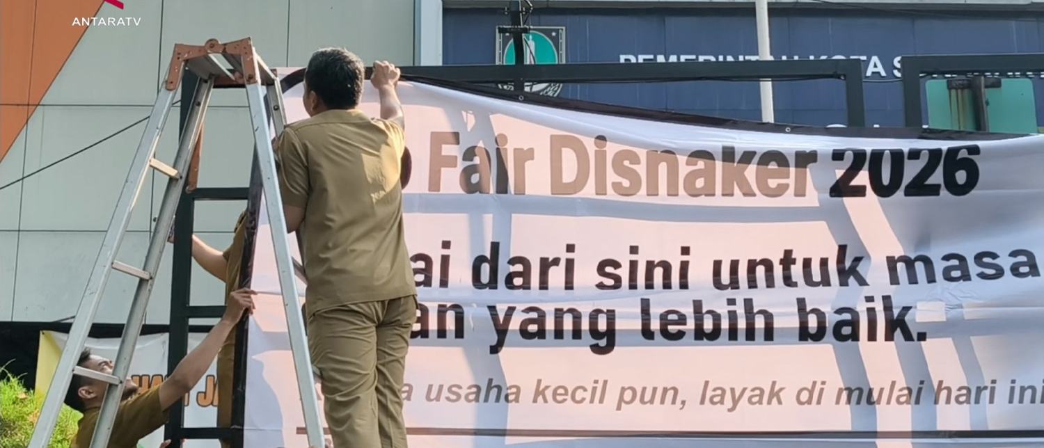 Walkot Solo pasang baliho loker, tawarkan peluang kerja hingga Jepang