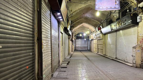 why-the-once-loyal-bazaar-merchants-are-now-protesting-in-iran-1768057788.jpg