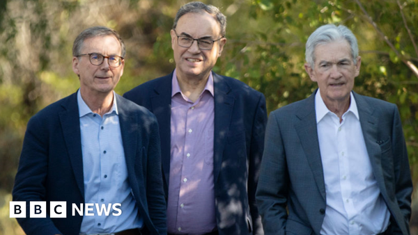 world-central-bank-chiefs-stand-in-solidarity-with-us-fed-chair-powell-1768306492.png